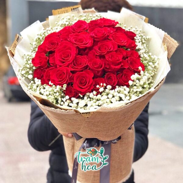 Bó Hoa Đỏ Thắm