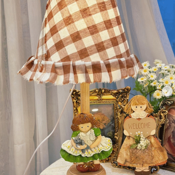 Lovely Girl Table Lamp
