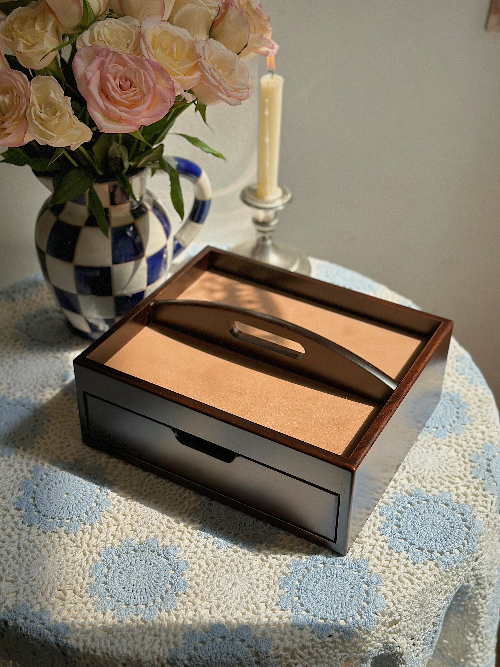 d649ae7b51c2859cdcd320.jpg Classic Wooden Box - Image 1