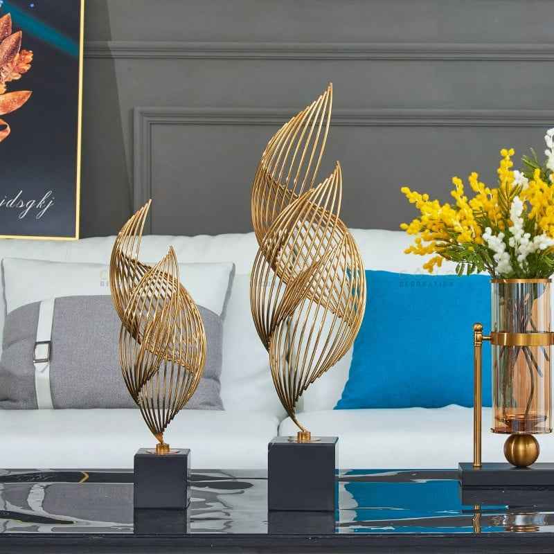 decor-hinh-loc-xoay-1.jpeg Tượng Sóng Cuộn ( Mô hình lốc xoáy ) Để Bàn - Image 1