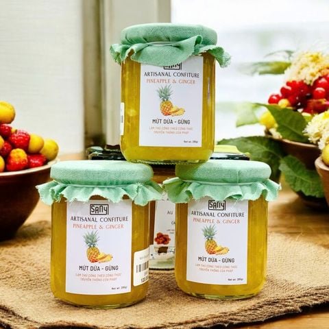 f30a576999143f4a6605__1__b9192017b9d54472af2ba0b378622cbd_large.jpg Mứt dứa gừng - 285g SANY - Image 1