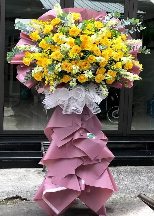 ke-hoa-chuc-mung-khai-truong.jpg.webp Kệ Hoa Khai Trương Đẹp Mới Lạ Độc Đáo - Image 1