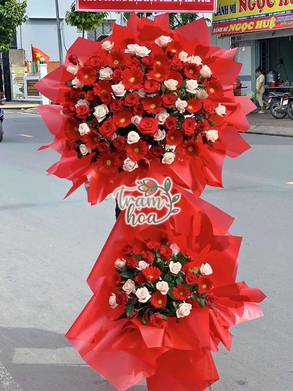 ke-hoa-khai-truong-kt043-phat-dat.jpg Khai Trương Phát Đạt - Image 1