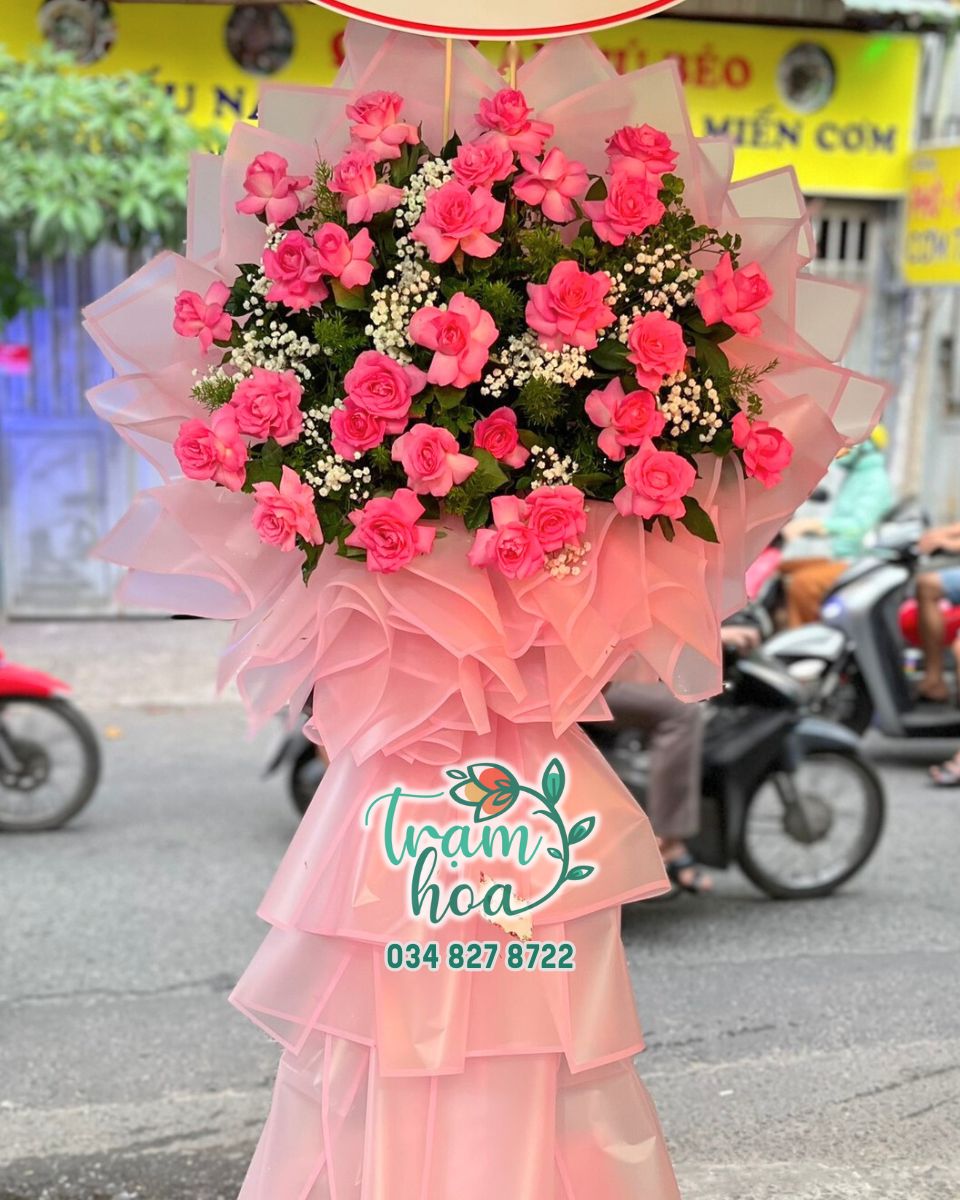 xr:d:DAFuDRlpIVs:71,j:8582014301571583386,t:23100701 Hồng Hương - Image 1