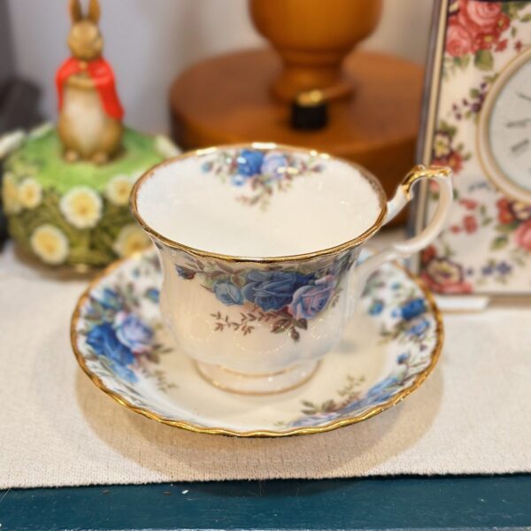 Bộ tách trà Royal Albert hoa hồng xanh ✨