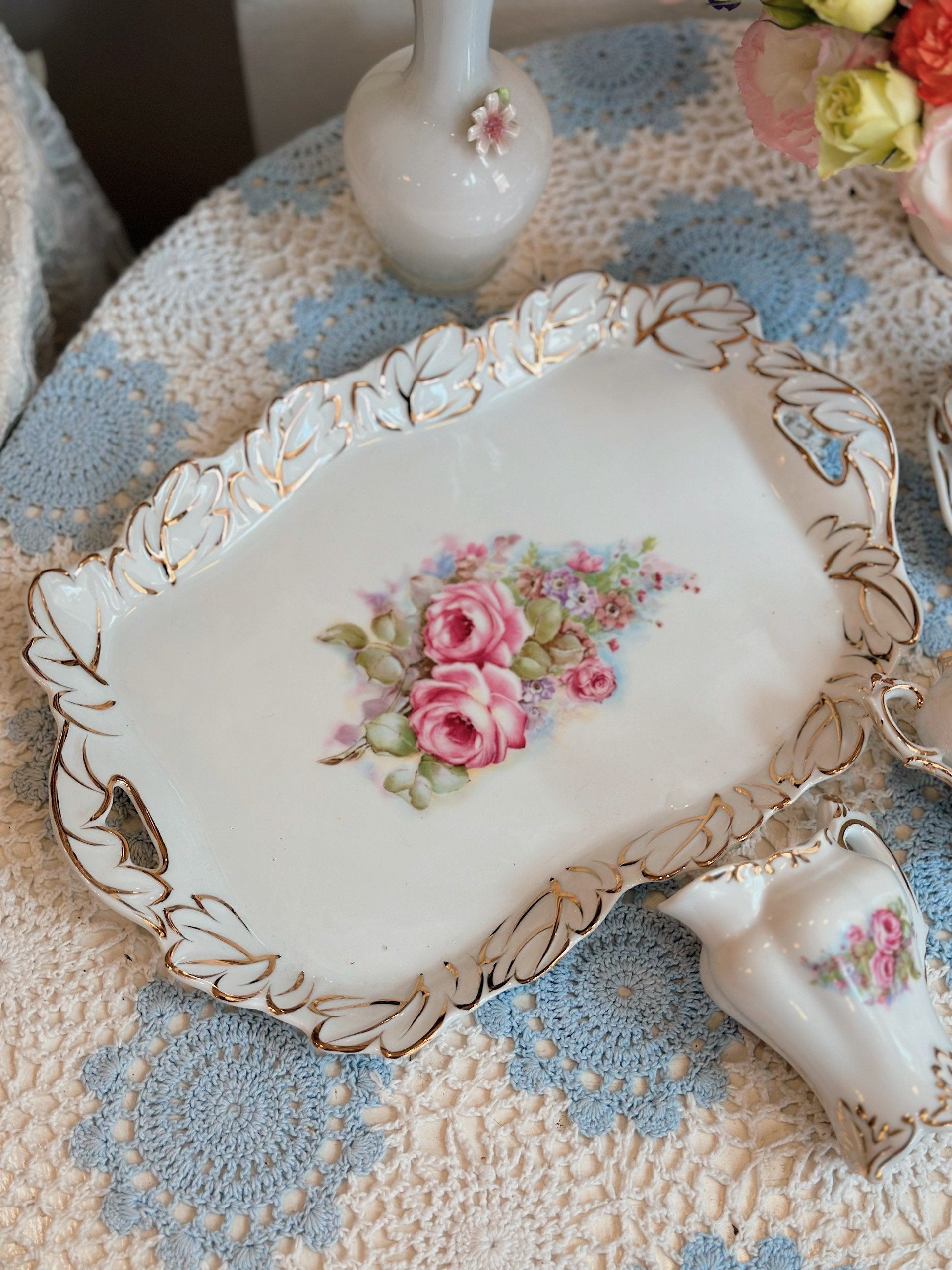 z4832776974886_1b13bf5eb8bd15b013fbb14cced0235c.jpg Bộ tách trà hoa hoạ tiết cổ điển🌸 - Image 1