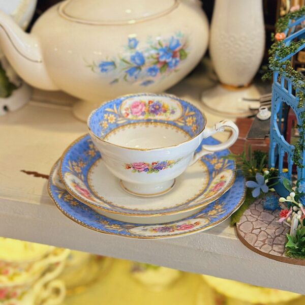 Bộ tách trà hoa xanh sang trọng Royal Paragon - Made in England ✨
