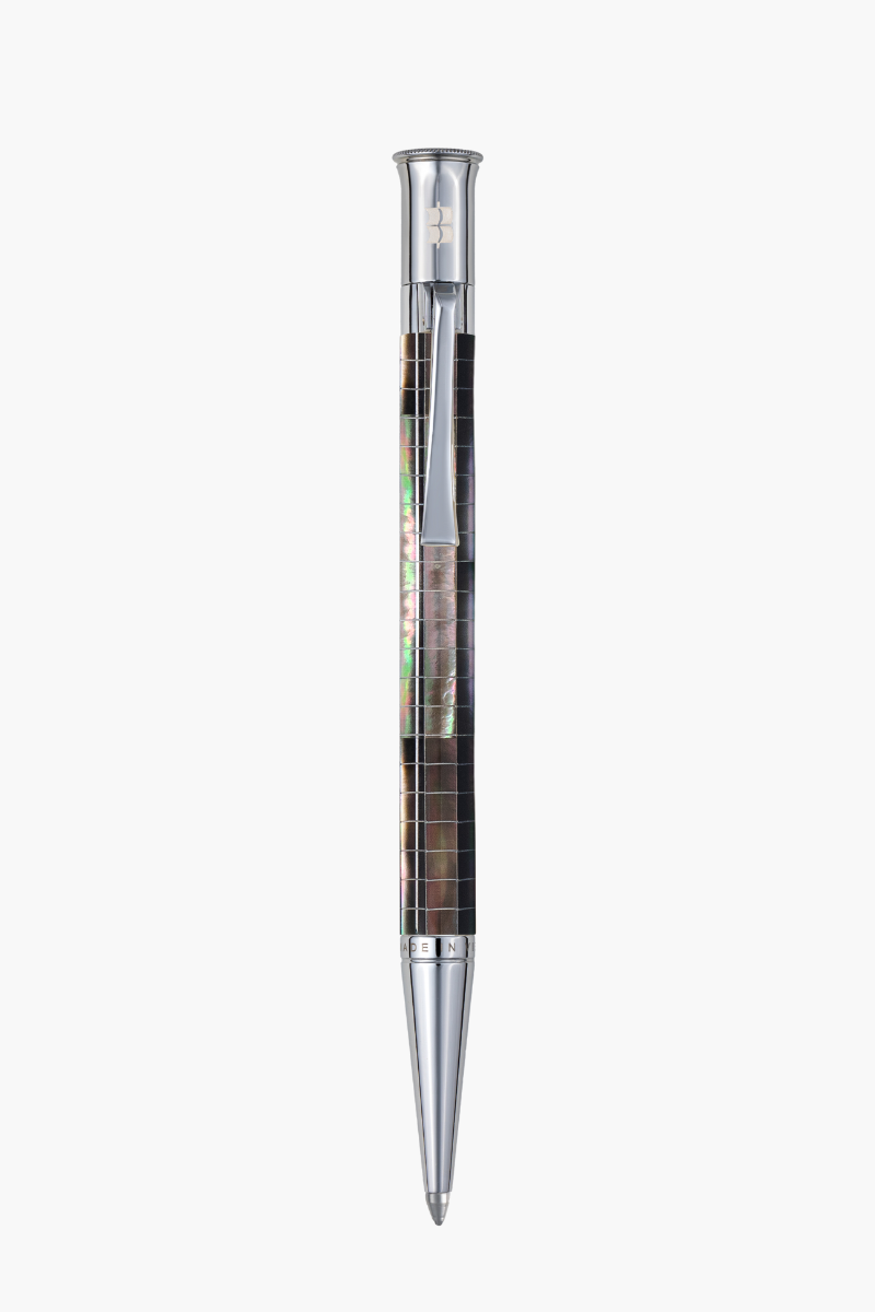 147_7144d0a32d2f414dac3ab65cf7f72072.png Visionary - Bút Ký Ngọc Trai Đen Tahiti - Khắc Caro - Mạ Vàng Trắng - Image 1