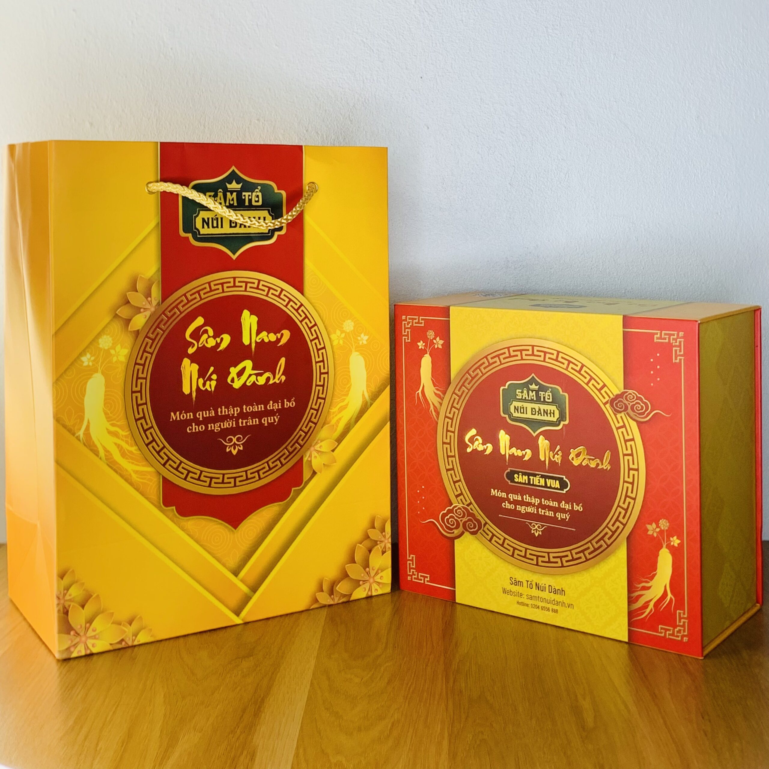 Hop-qua-Sam-To-nui-Danh-1.jpg Set quà tặng Bình An- Sâm Nam núi Dành (Mua 5 tính giá sỉ) - Image 1