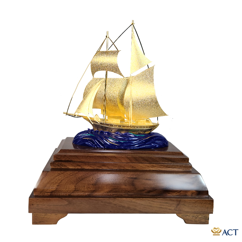act-bt-0242-3_d585394d1a37407390d1a2fa978a4e7b.jpg Quà tặng Thuyền Buồm dát vàng 24k ACT GOLD ISO 9001:2015 - Image 1