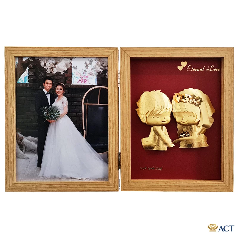 act-ka-0019_abf65c2316c2411ea704f970794ca915.png Quà tặng Khung Ảnh Cô Dâu Chú Rể dát vàng 24k ACT GOLD ISO 9001:2015(Mẫu 2) - Image 1