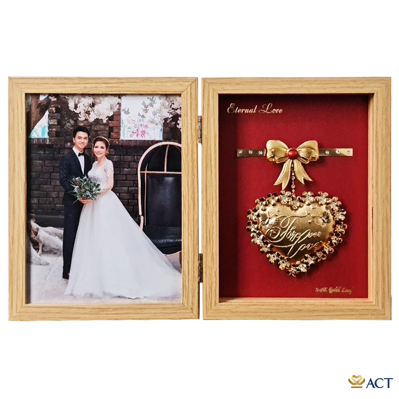 act-ka-0021_7d081589ffd543bb93da1583857cead5.png Quà tặng Khung Ảnh Trái Tim dát vàng 24k ACT GOLD ISO 9001:2015(Mẫu 3) - Image 1