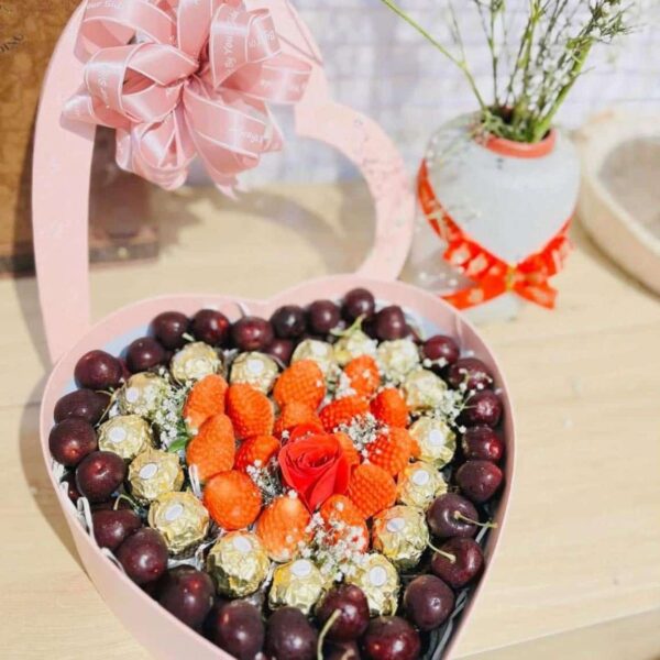 Hộp Trái Cây Tình Yêu Ngày 8/3