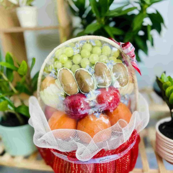 Giỏ Trái Cây Quà Tặng Tone Đỏ