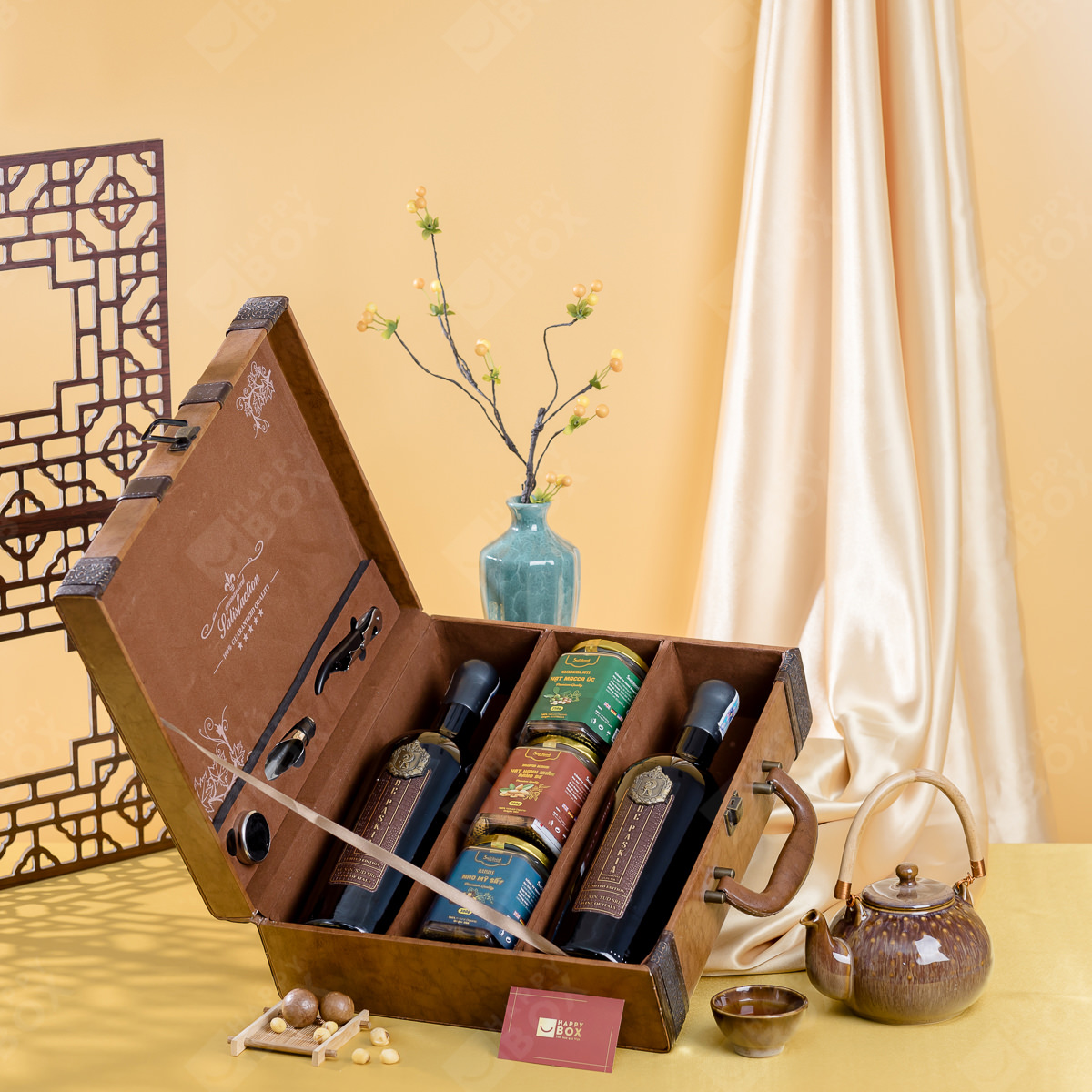 hop-qua-tet-cao-cap-happybox-4-2.jpg Hộp quà Tết Da 3 ngăn cao cấp happybox HPH210 - Image 1