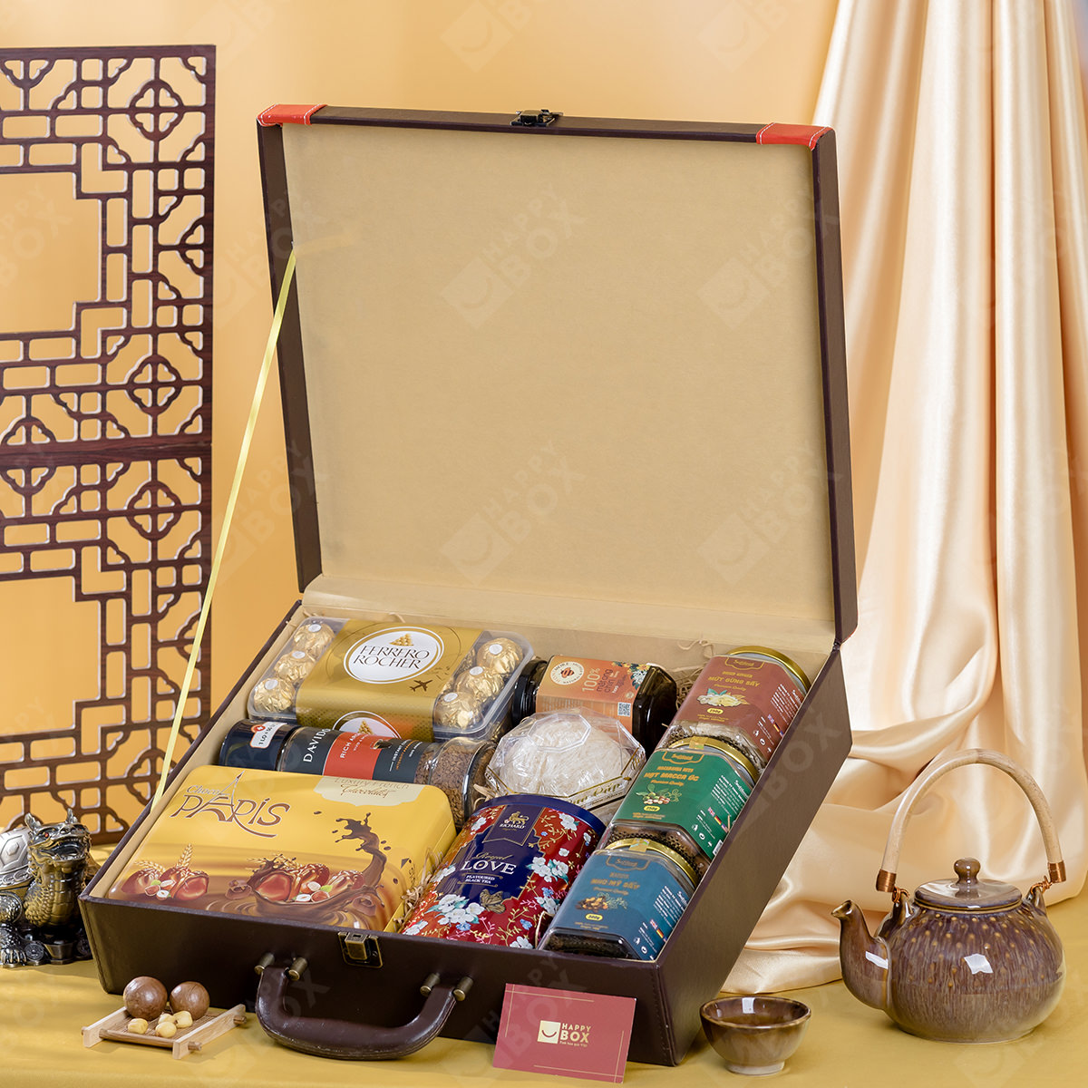 hop-qua-tet-cao-cap-happybox-7-3.jpg Hộp Quà Tết Da Cao Cấp Happybox HPH241 - Image 1