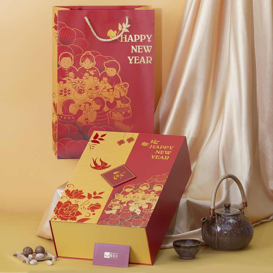 hop-qua-tet-cao-cap-happybox-99.jpg Hộp quà tết cao cấp Happybox Xuân Sum Vầy HPH007 - Image 1
