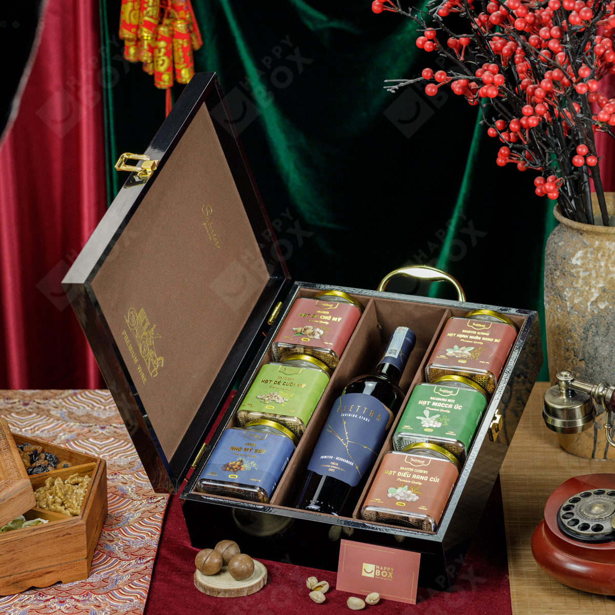 hop-qua-tet-go-son-mao-happybox-hph0391.jpg Hộp quà Tết gỗ sơn mài Happybox Thịnh Vượng HPH139 - Image 1