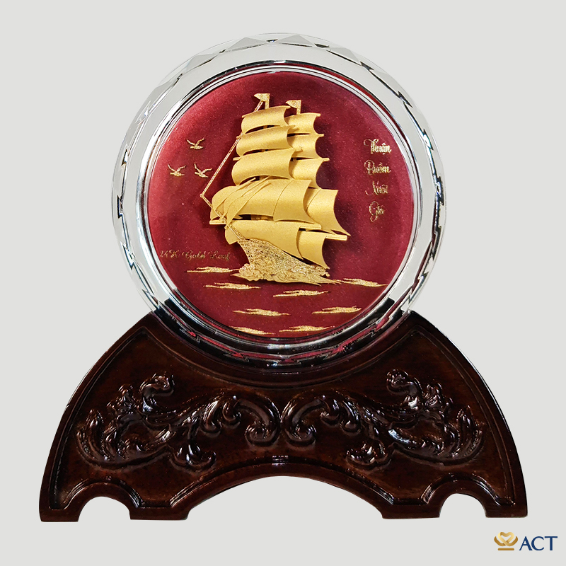 image.psd__40__212f03a3356749d7adf9b2ec7cad6c83.png Quà tặng Chặn Giấy Thuyền Pha Lê Vàng Lá 24k ACT GOLD ISO 9001:2015 - Image 1