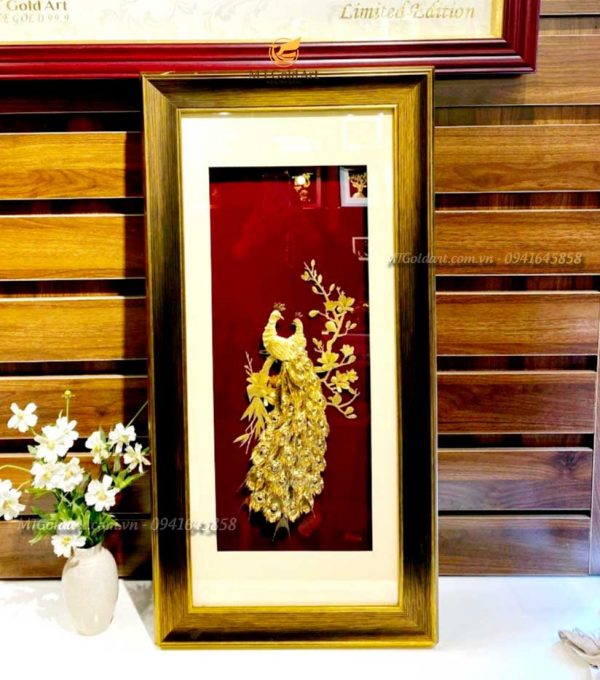 qua-cuoi-ky-niem-ngay-cuoi-y-nghia-tranh-doi-chim-cong-dat-vang1-600x680-1.jpg Tranh Đôi Chim công và Hoa mộc lan (42x81cm) - Image 1