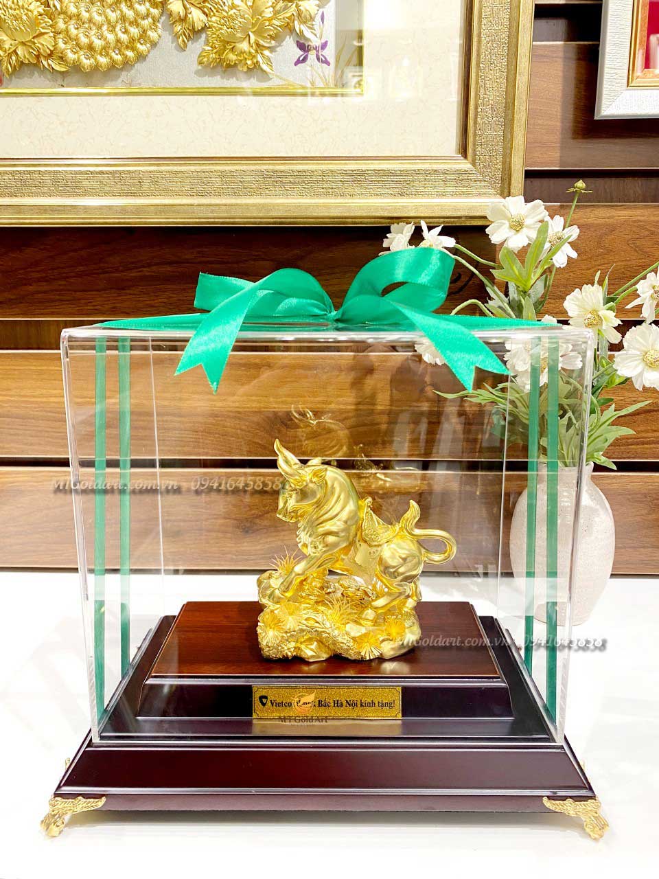 Qua tang doanh nghiep, khach hang, su kien dat vang cao cap, y nghia tai thanh pho ho chi minh Tượng trâu phong thủy (14x17x22cm) - Image 1