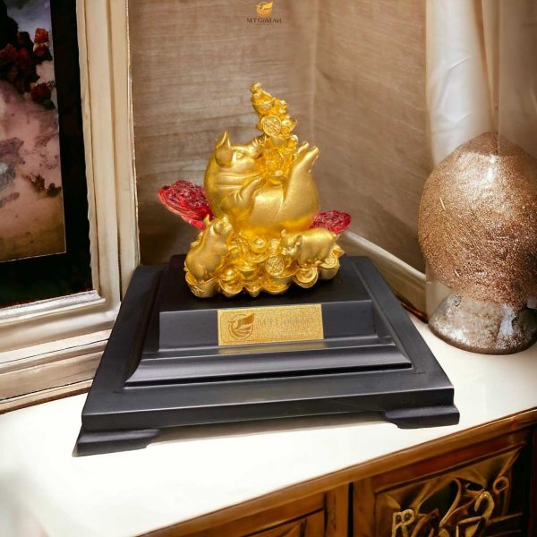 qua-tang-khai-truong-y-nghia-tuong-heo-tai-loc2-600x600-1.jpg Heo tài lộc dát vàng (17x29x34cm) - Image 1