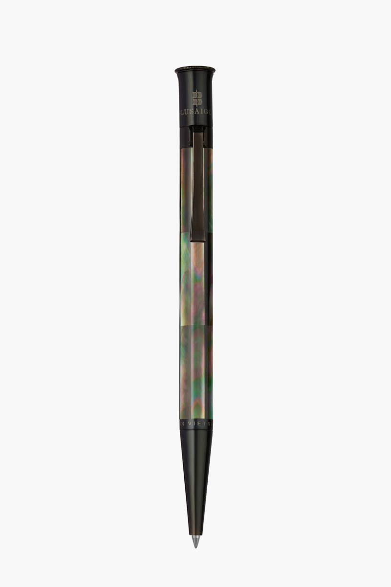 vis-d-kd_c0f7b31130fd48ff81eca4d170ae1436.png Visionary - Bút Ký Ngọc Trai Đen Tahiti - Mạ Ruthenium - Image 1