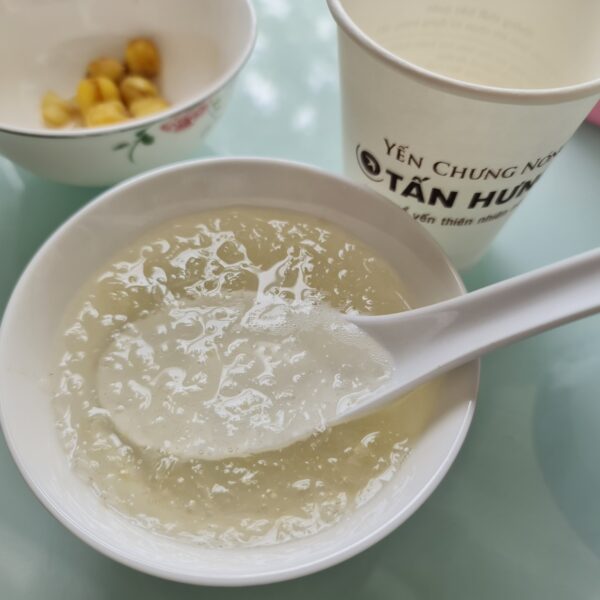 Yến chưng nóng - Phần trẻ em