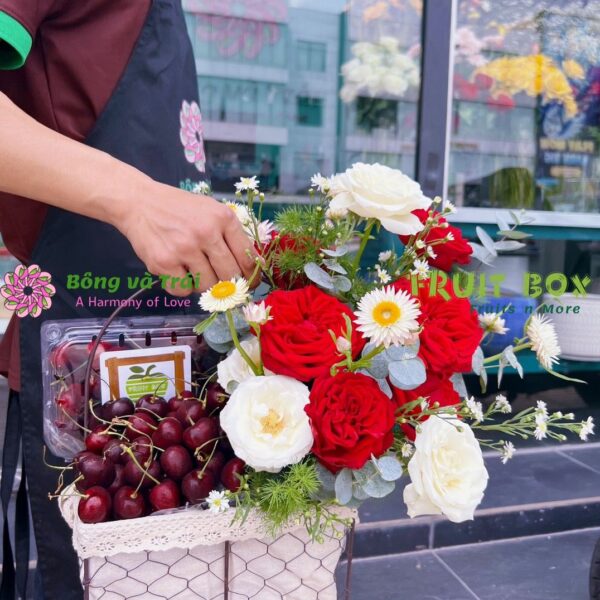Bông và Trái - Mẫu 20