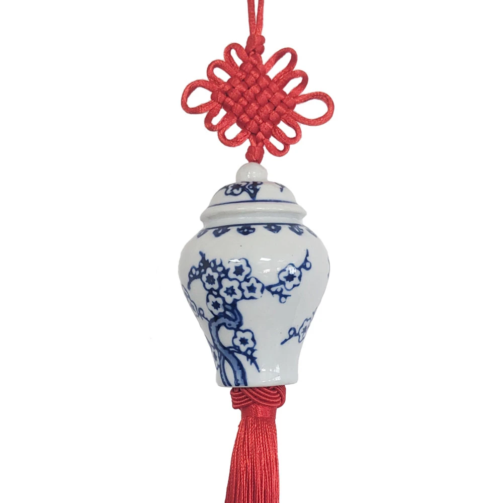 CHARM-GINGERJAR-BLUE03.jpg.webp Charm Bình Gốm Ginger Jar Màu Trắng Xanh và Tua Rua Đỏ Mẫu 03 - Image 1