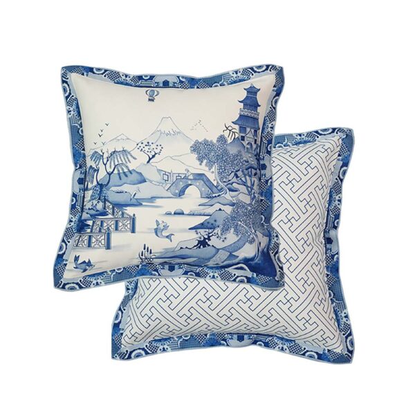 Vỏ Gối Blue Willow 45x45cm Màu Trắng Xanh