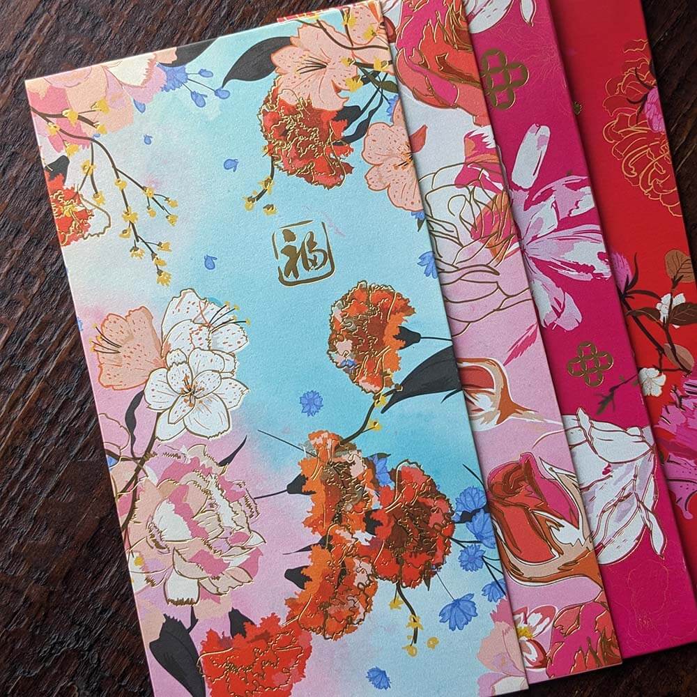 LIXI-SPRINGFLOWERSb.jpeg Bộ 8 Bao Lì Xì Cao Cấp Hình Hoa Xuân Nhiều Màu Sắc – Giấy Cứng 160gsm - Image 1