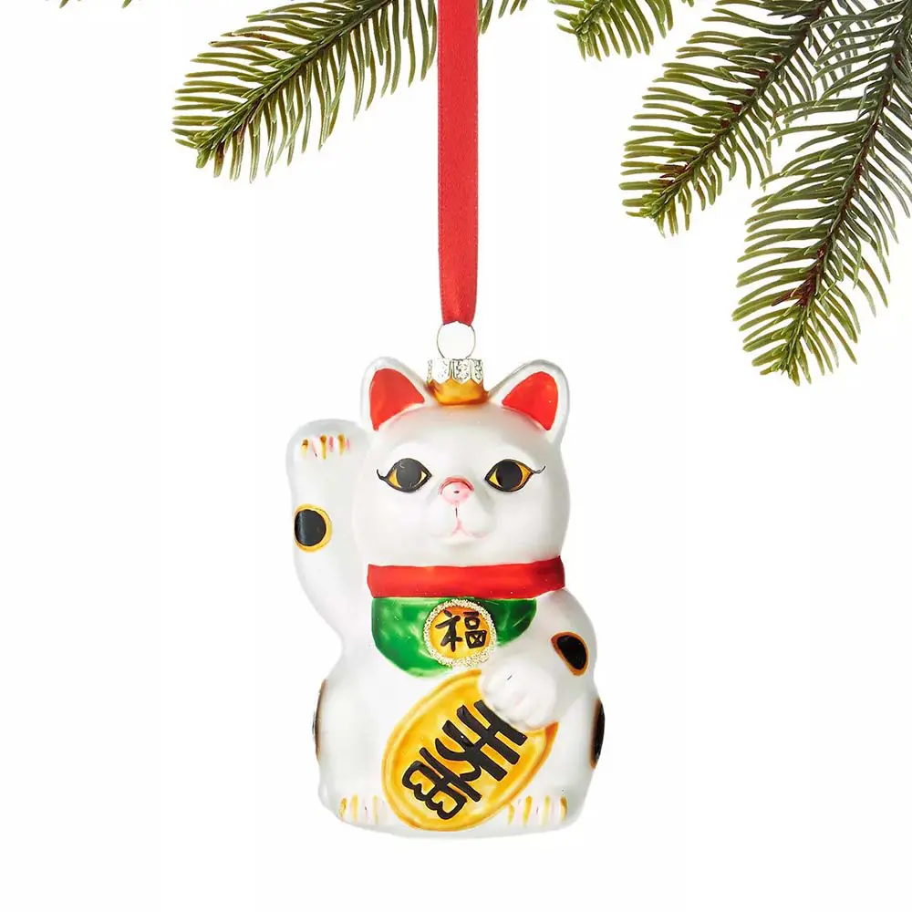 ORN-HOLIDAYLANE-LUCKYCAT.jpg.webp Chú Mèo May Mắn Bằng Thuỷ Tinh – Hiệu Holiday Lane - Image 1