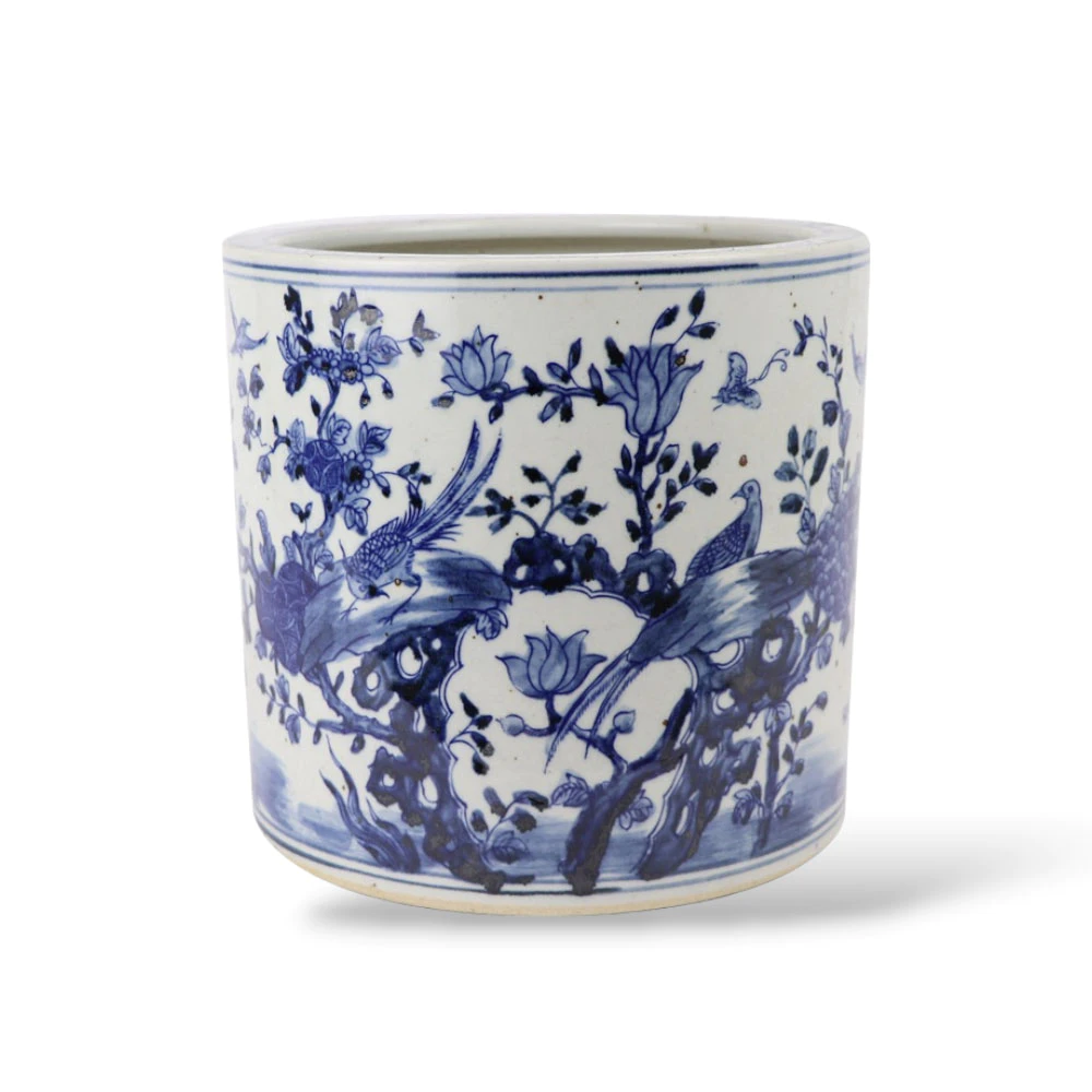 plnter-bluwhi-springscape.jpg.webp Chậu Men Lam Vẽ Tay Vạn Vật Vào Xuân - Image 1
