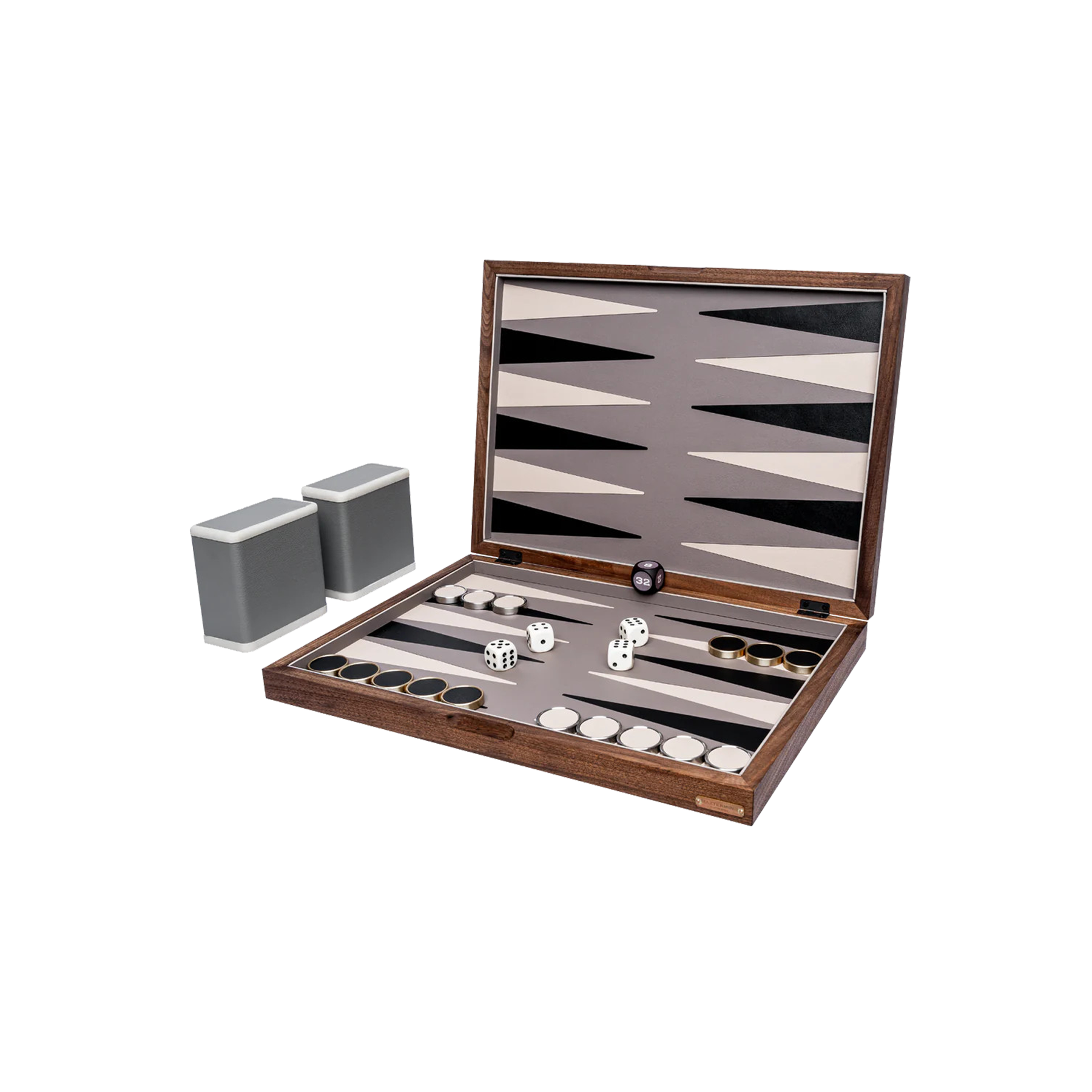 den_2e663766edb545c9a523c99fa443d415_master.png Cờ Backgammon - Image 1